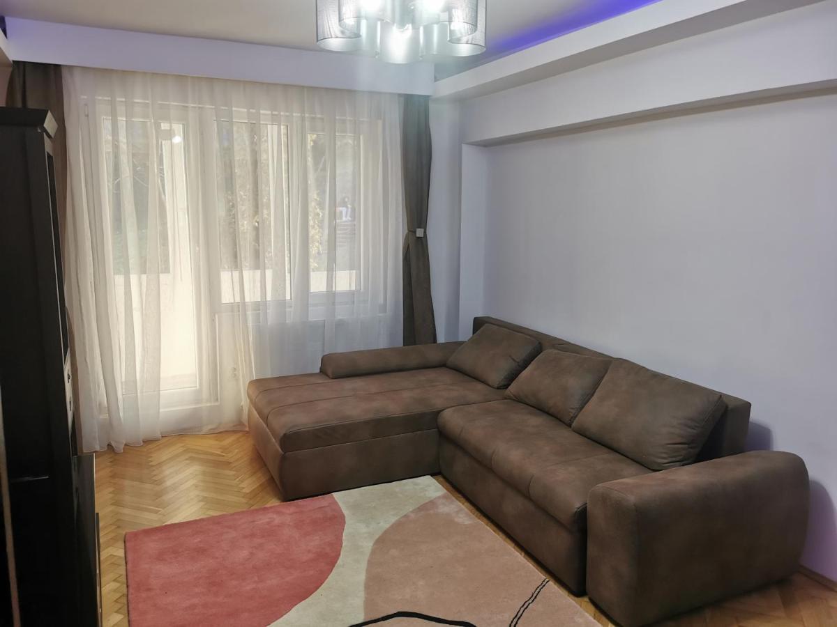 Casa Potcoava Apartment เตอร์กู-มูเรช ภายนอก รูปภาพ
